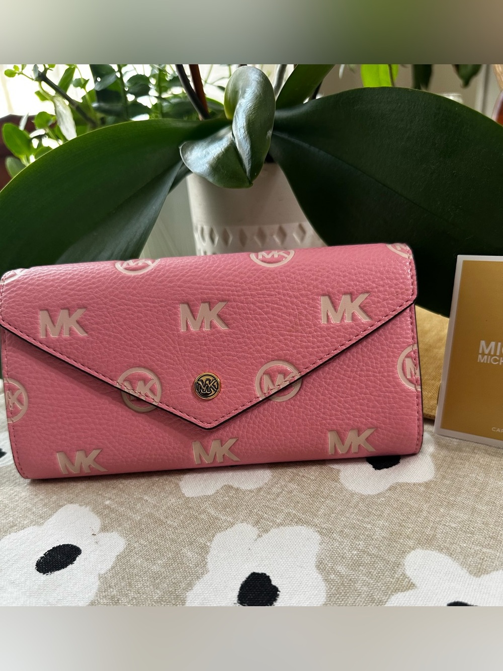 MICHAEL Michael Kors Pink MK LG ENV Continental Wallet